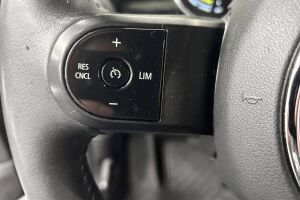 MINI COOPER SE esikatselu 15