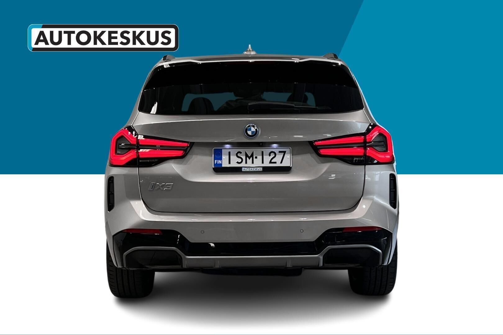 BMW IX3 iso kuva 6