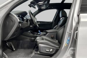 BMW IX3 esikatselu 9