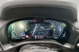 BMW IX3 esikatselu 14