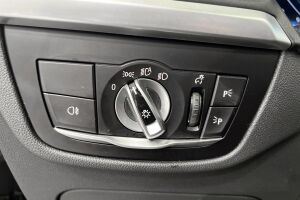 BMW IX3 esikatselu 23