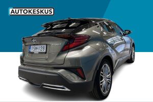 TOYOTA C-HR esikatselu 5
