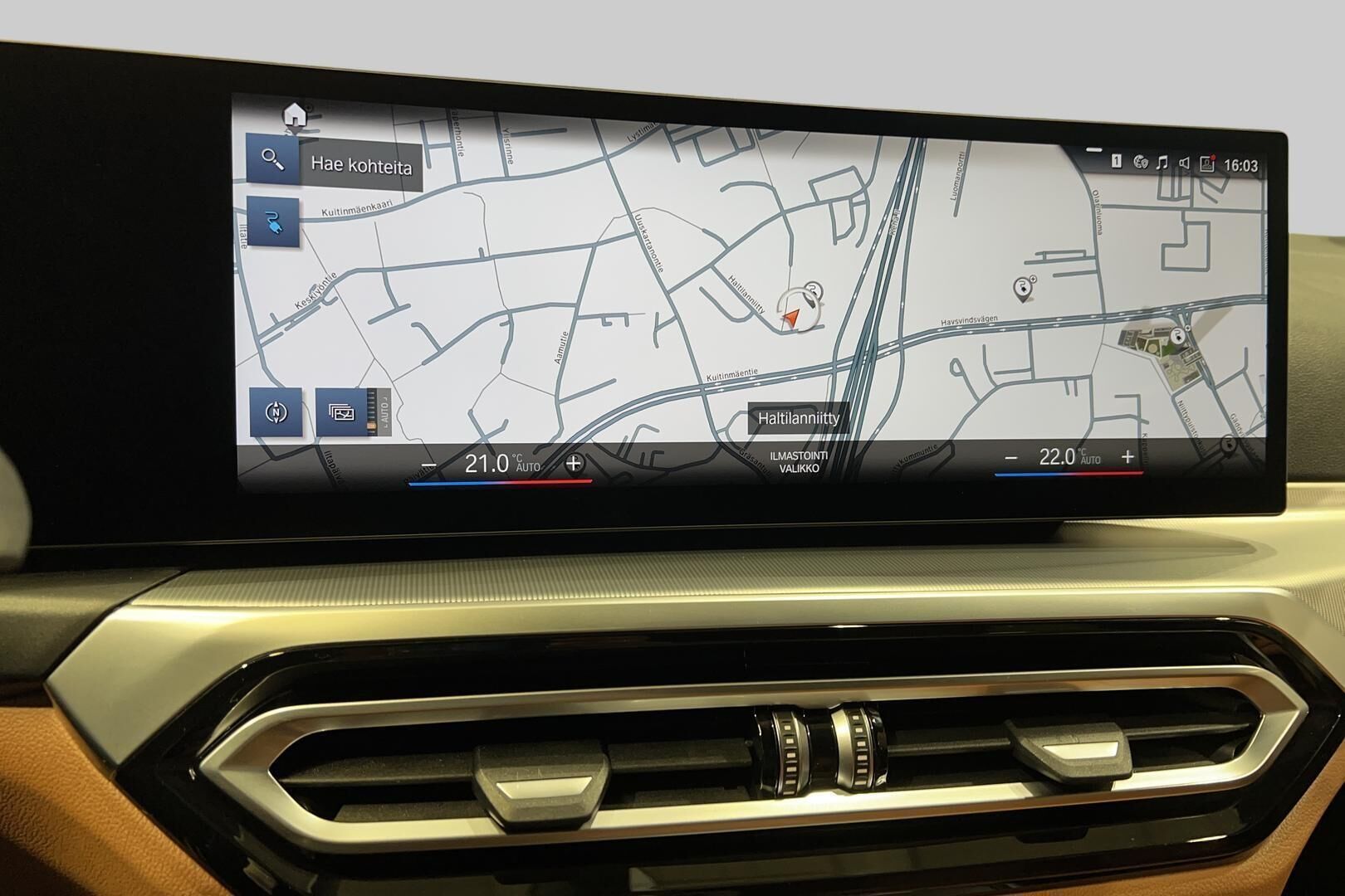 BMW i4 iso kuva 15