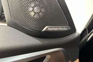 BMW i4 esikatselu 24