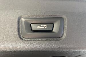 BMW i4 esikatselu 33