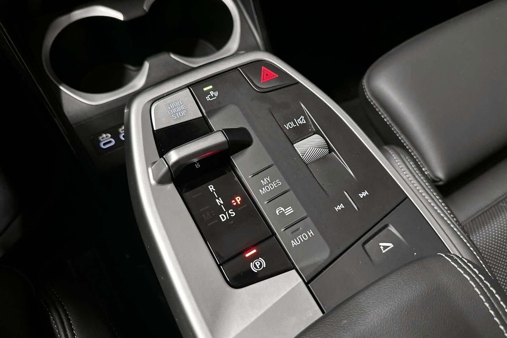 BMW X1 iso kuva 18