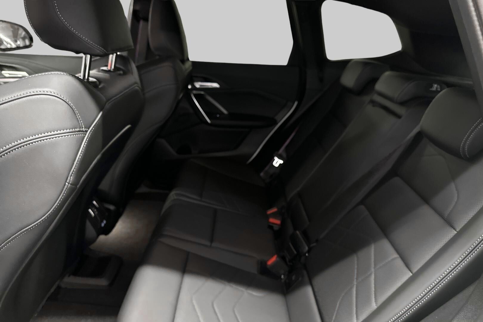 BMW X1 iso kuva 6
