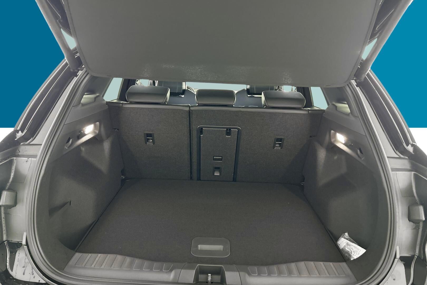 Ford Explorer iso kuva 8