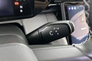 Ford Explorer esikatselu 18