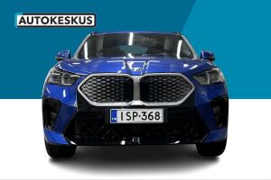 BMW iX2 esikatselu 1