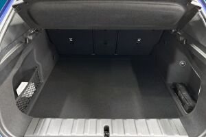 BMW iX2 esikatselu 11