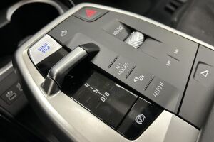 BMW iX2 esikatselu 15