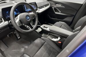 BMW iX2 esikatselu 8