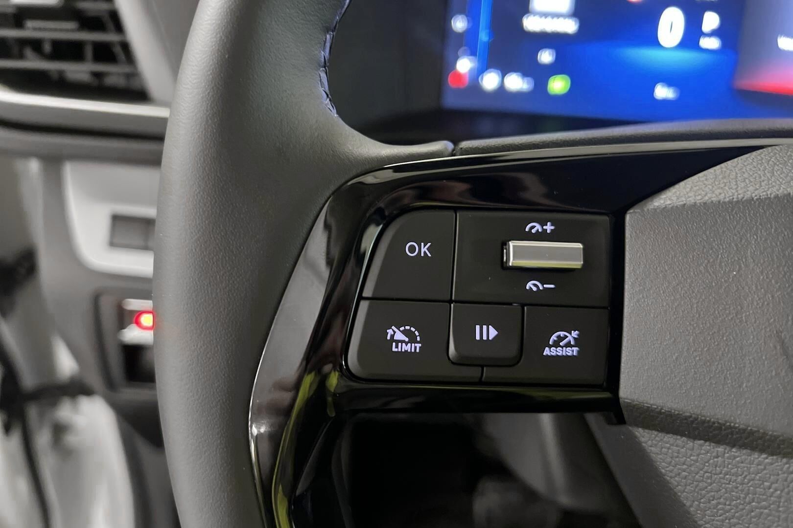 Opel Vivaro iso kuva 14