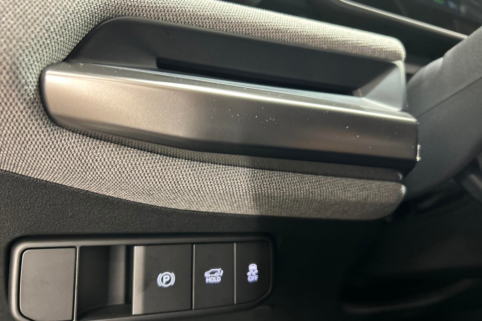 Kia EV4 iso kuva 21