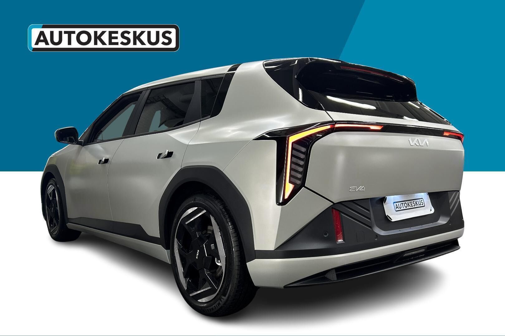 Kia EV4 iso kuva 6