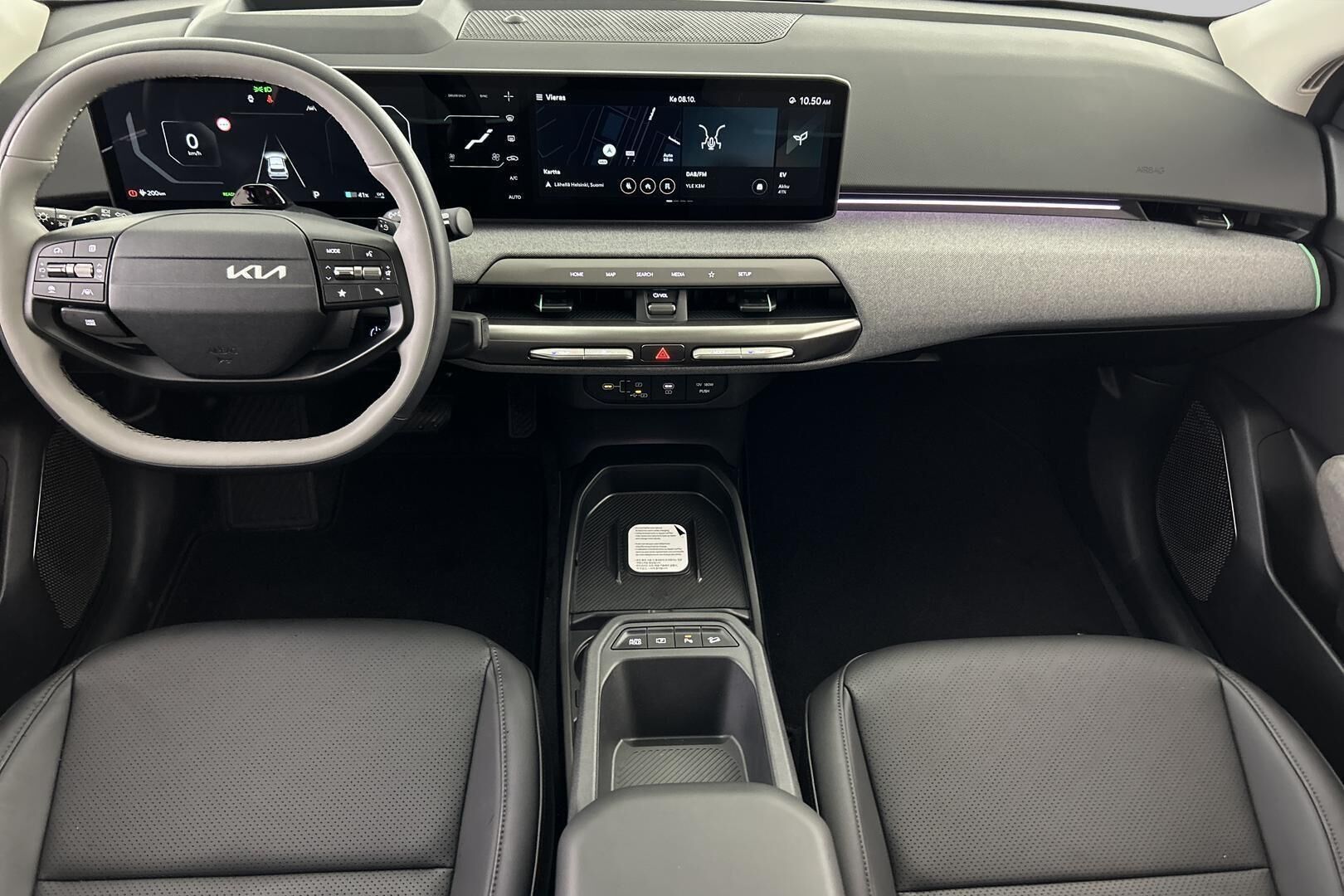 Kia EV4 iso kuva 13