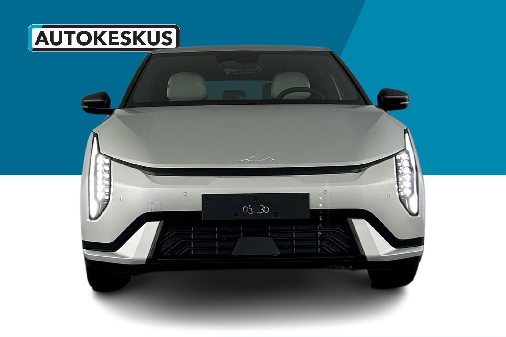 Kia EV4 iso kuva 1