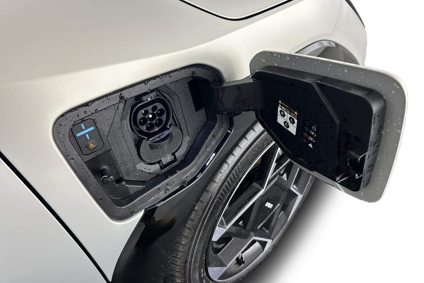 Kia EV4 iso kuva 37