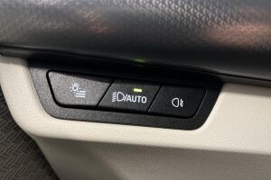 BMW iX2 esikatselu 18