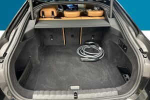 BMW i4 esikatselu 11