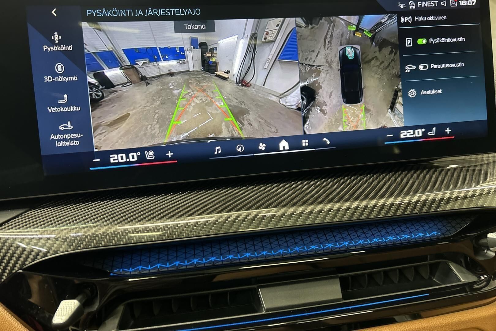 BMW i4 iso kuva 15
