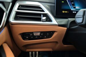 BMW i4 esikatselu 20