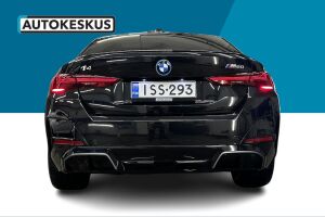 BMW i4 esikatselu 5