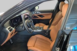 BMW i4 esikatselu 8