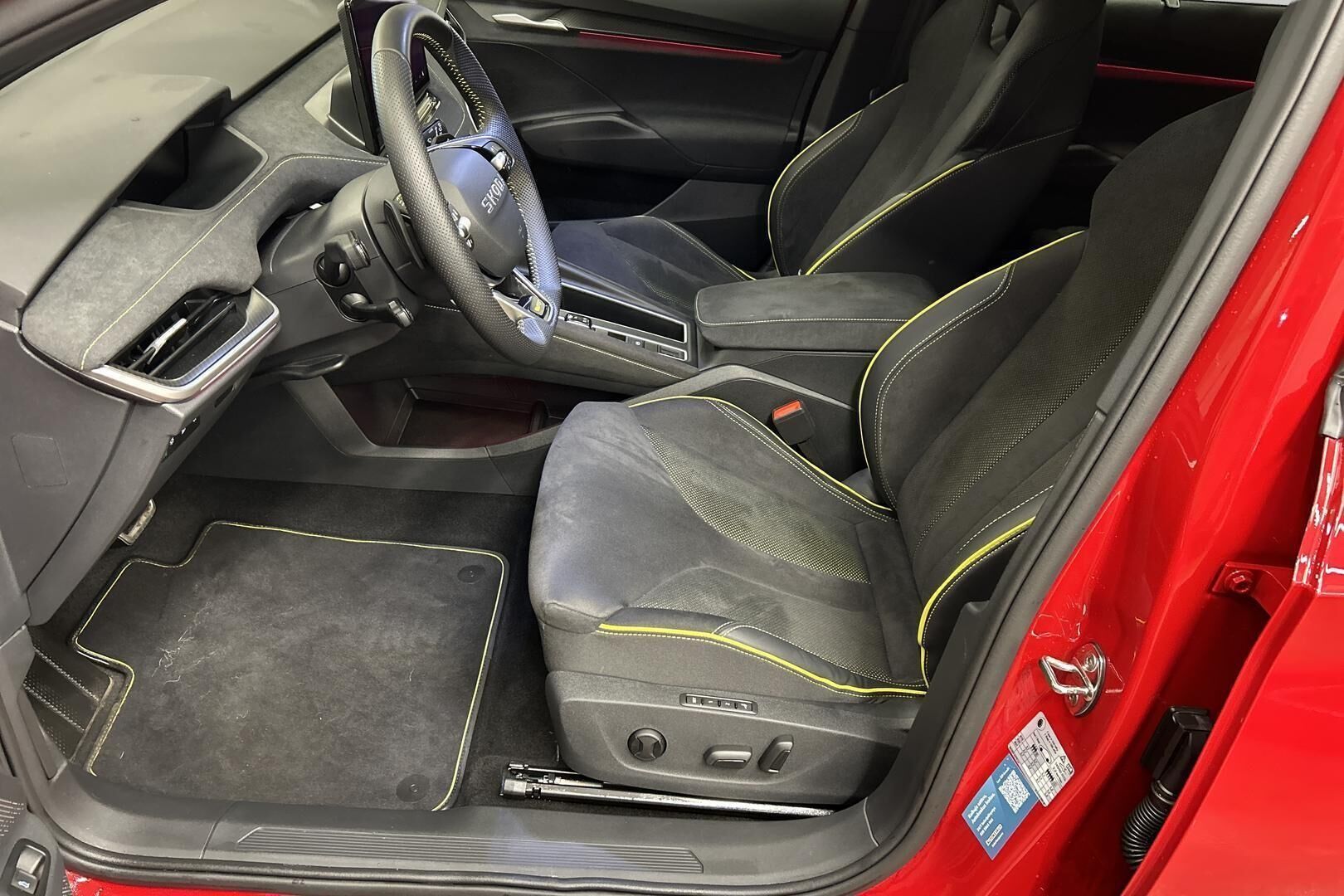 Skoda Enyaq iso kuva 8