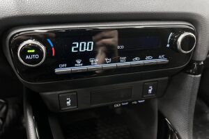 Toyota Yaris esikatselu 20