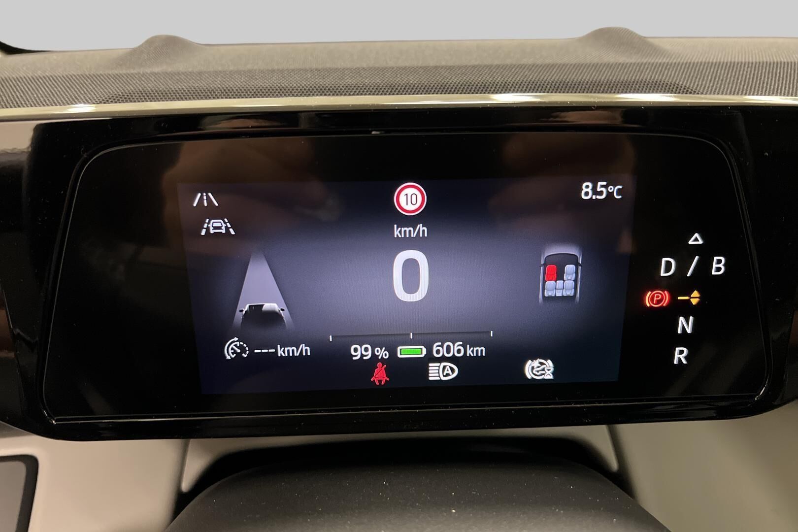 Ford Explorer iso kuva 13