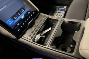 Ford Explorer esikatselu 15