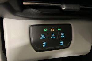 Ford Explorer esikatselu 18