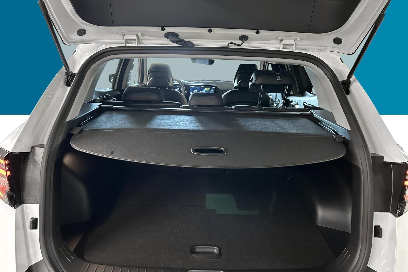 KIA Sportage iso kuva 11