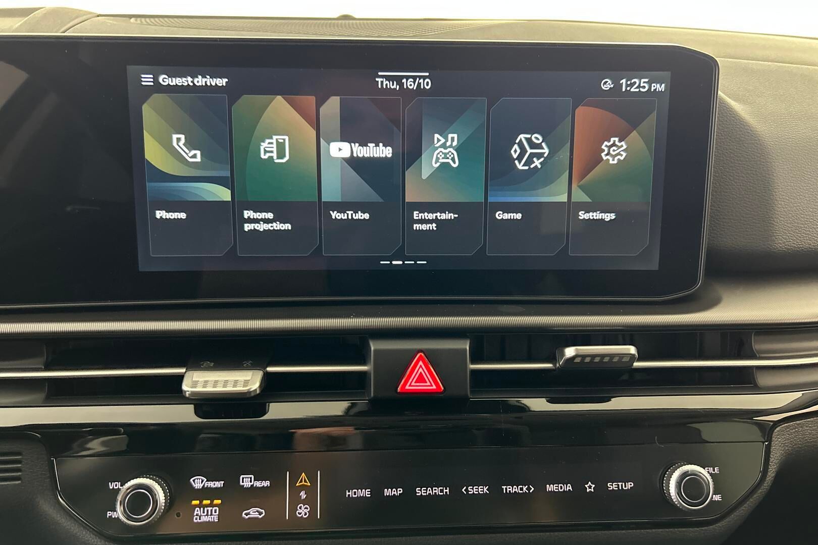 Kia Sportage iso kuva 16