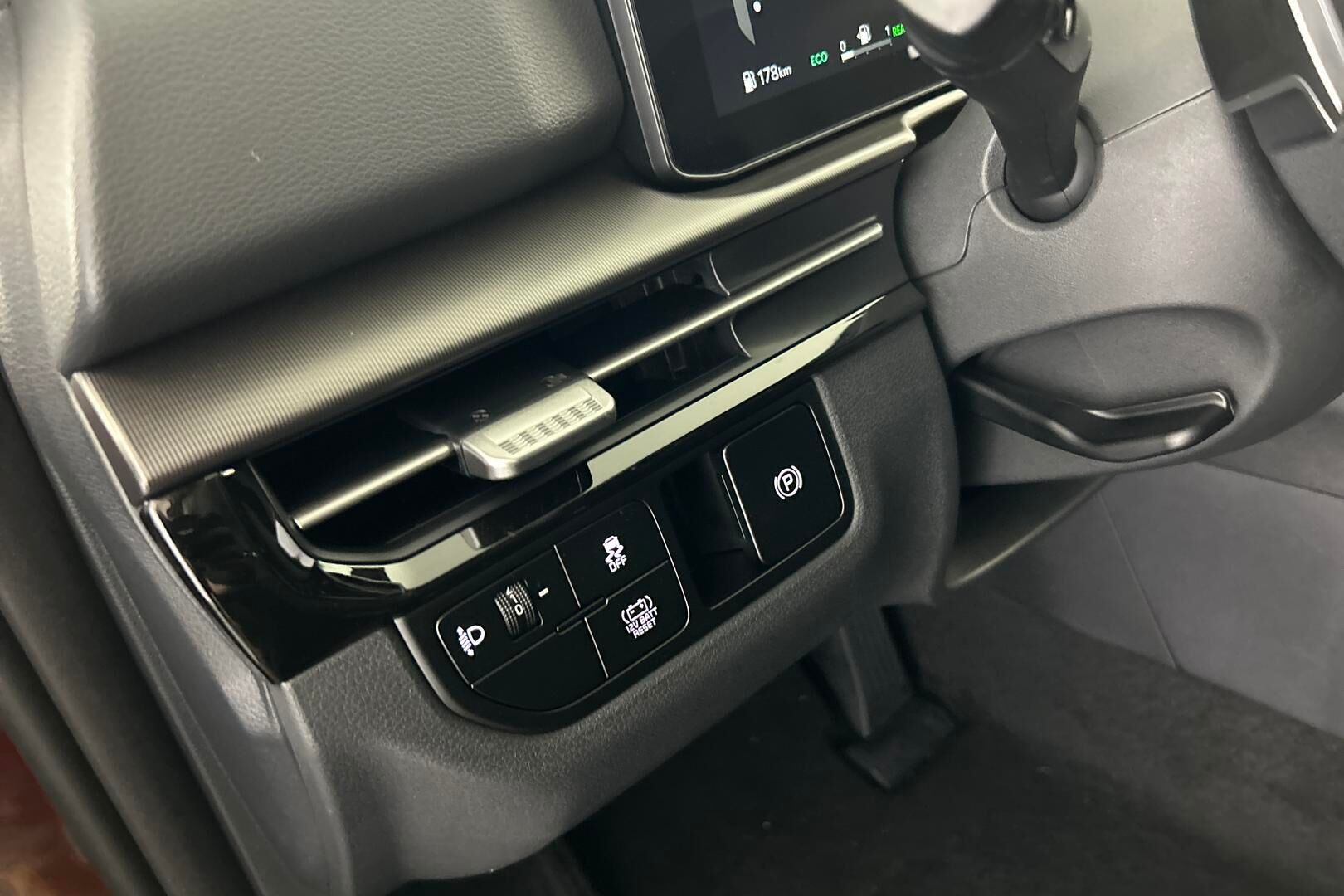 Kia Sportage iso kuva 26