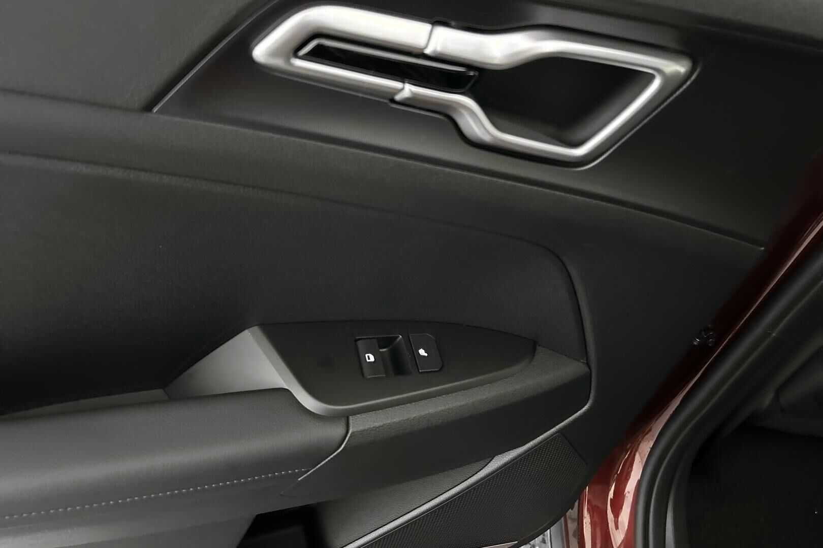 Kia Sportage iso kuva 28