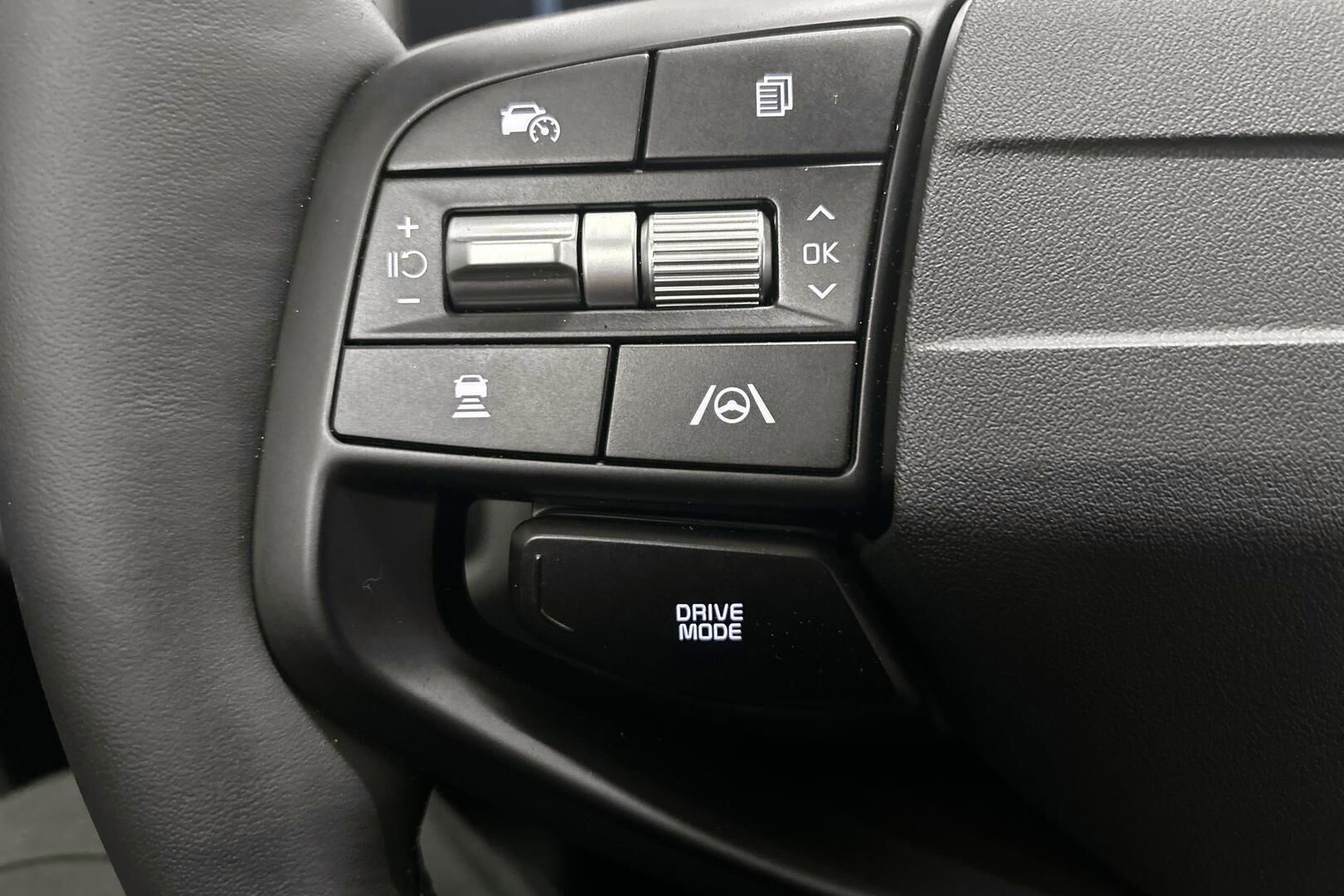 Kia Sportage iso kuva 11