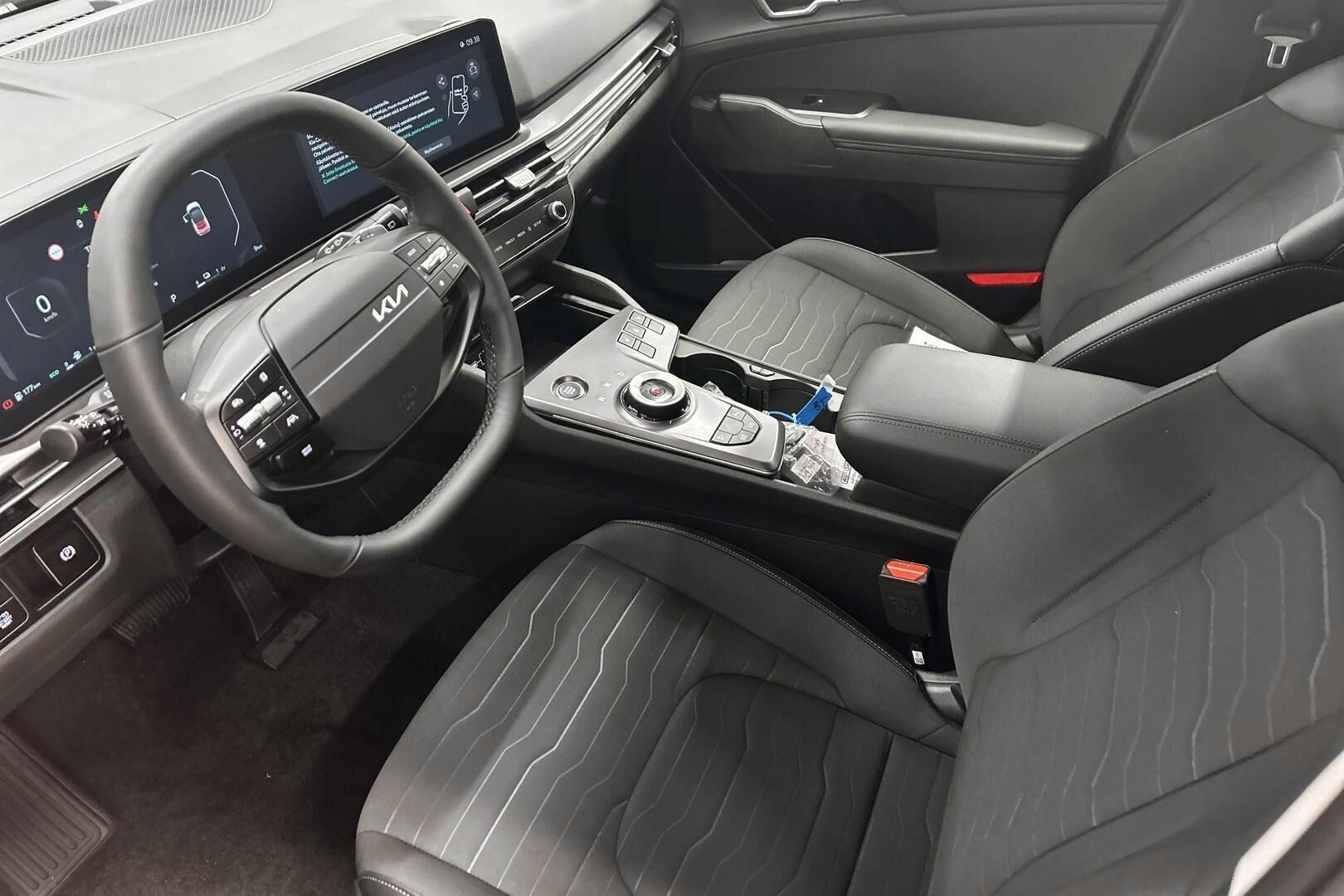 Kia Sportage iso kuva 6