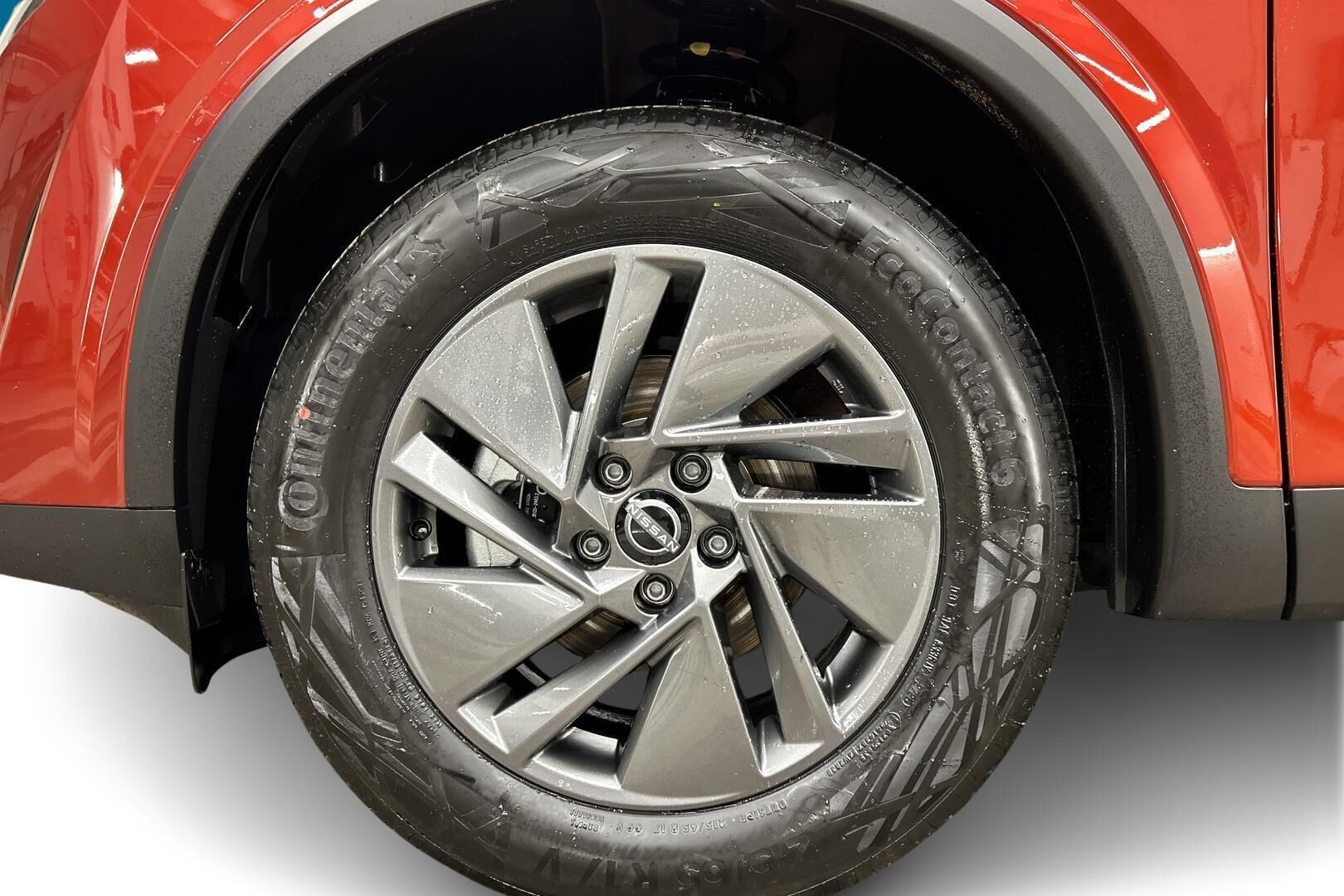 Nissan Qashqai iso kuva 11