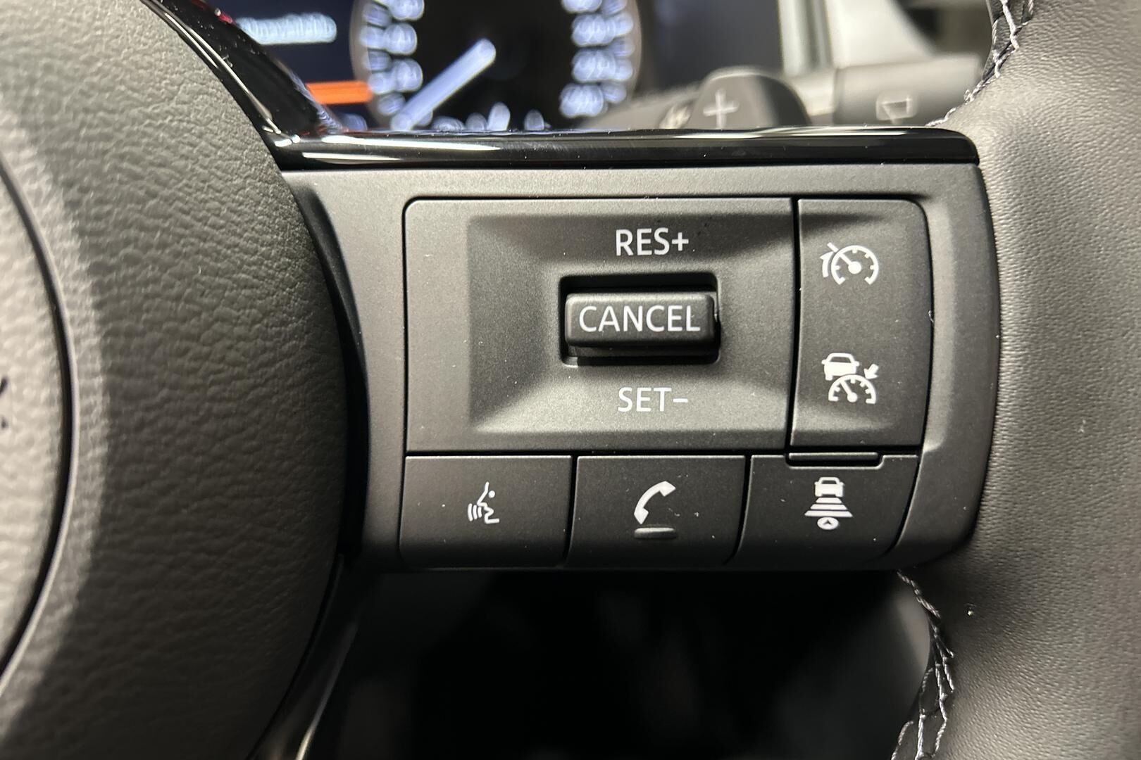 Nissan Qashqai iso kuva 19