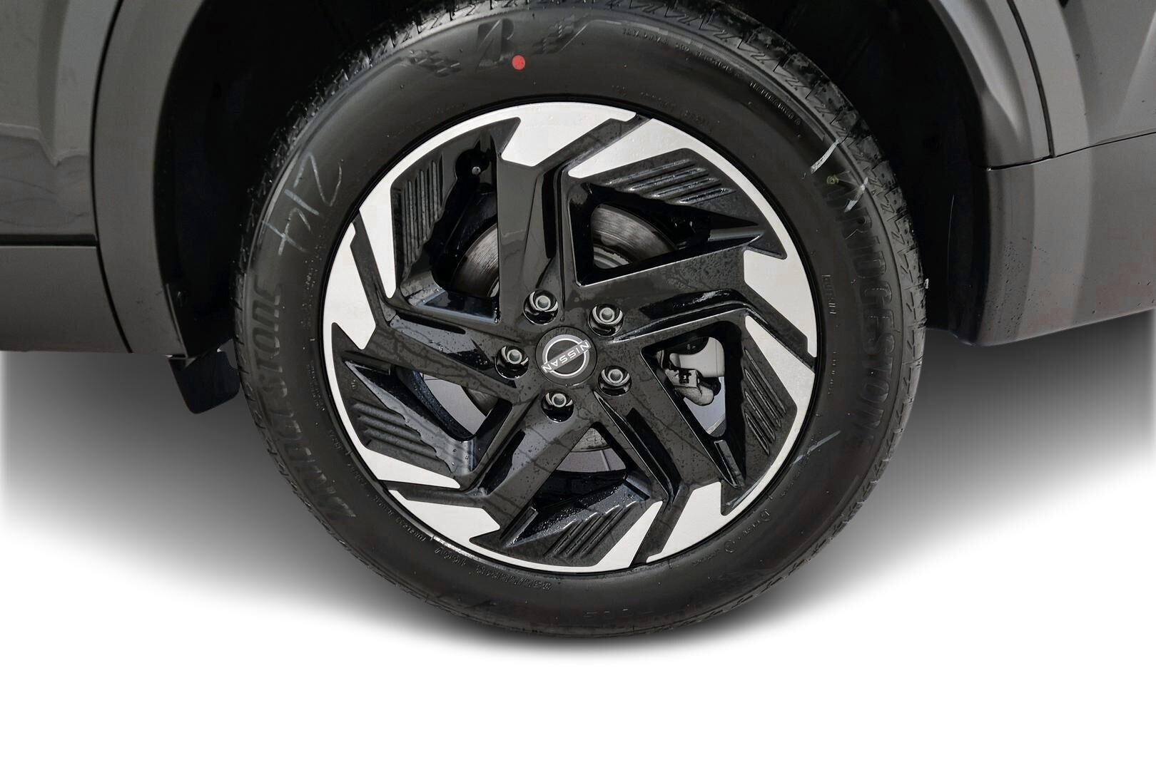 Nissan Qashqai iso kuva 12