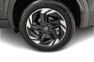 Nissan Qashqai esikatselu 12