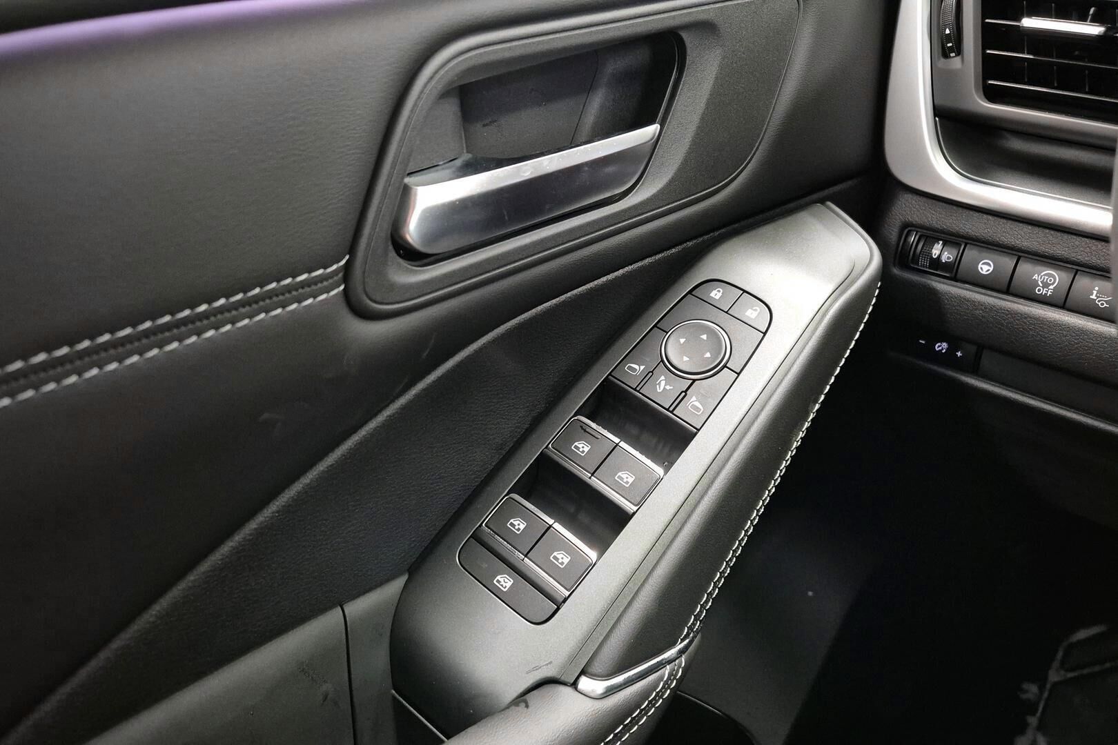 Nissan Qashqai iso kuva 19