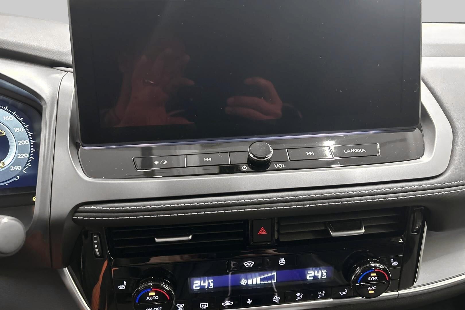 Nissan Qashqai iso kuva 18