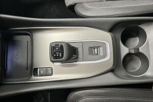 Nissan Qashqai esikatselu 10