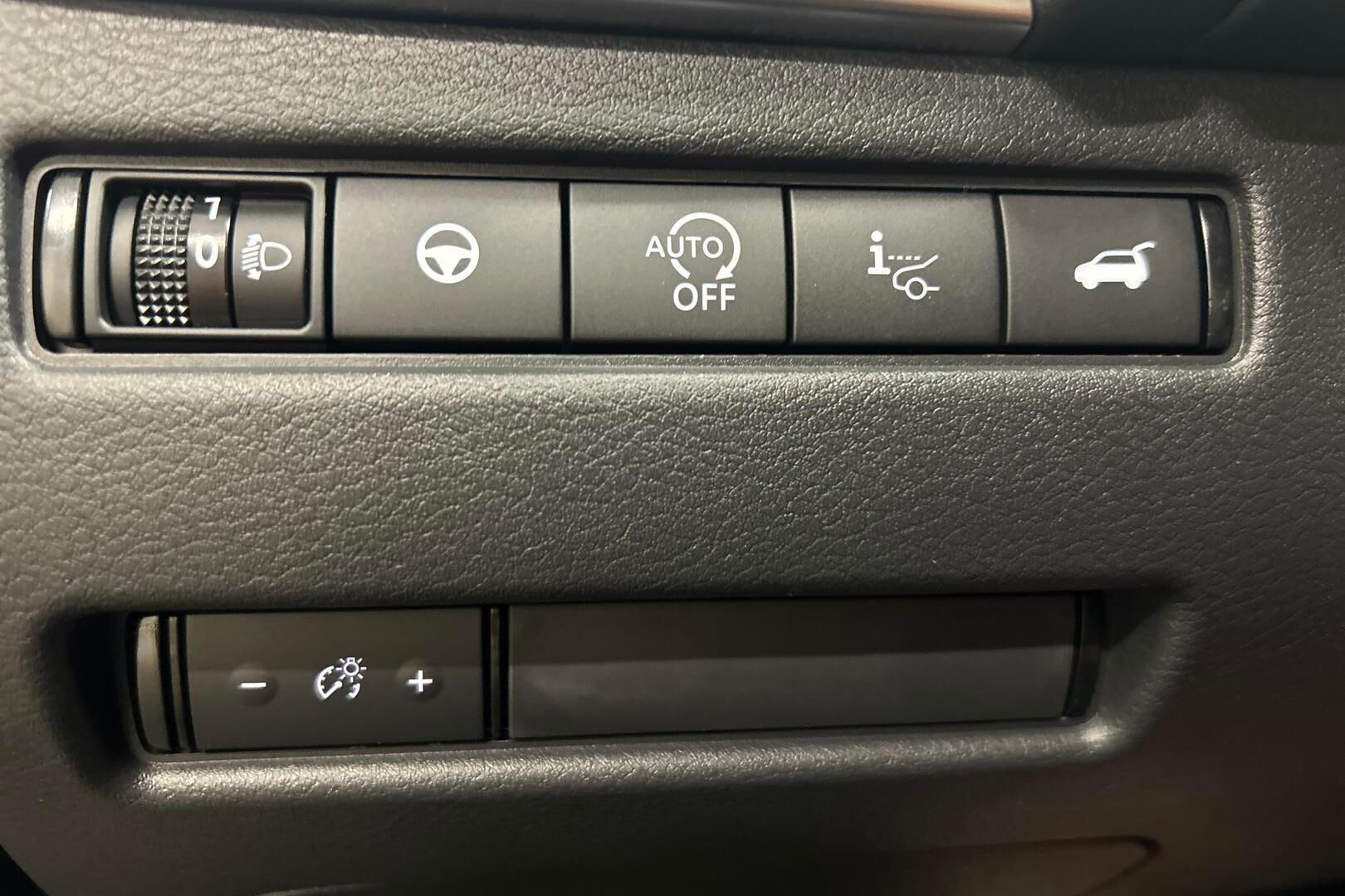 Nissan Qashqai iso kuva 12