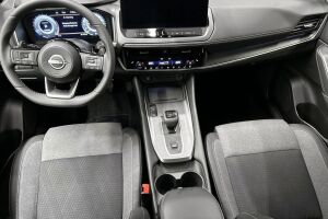 Nissan Qashqai esikatselu 10