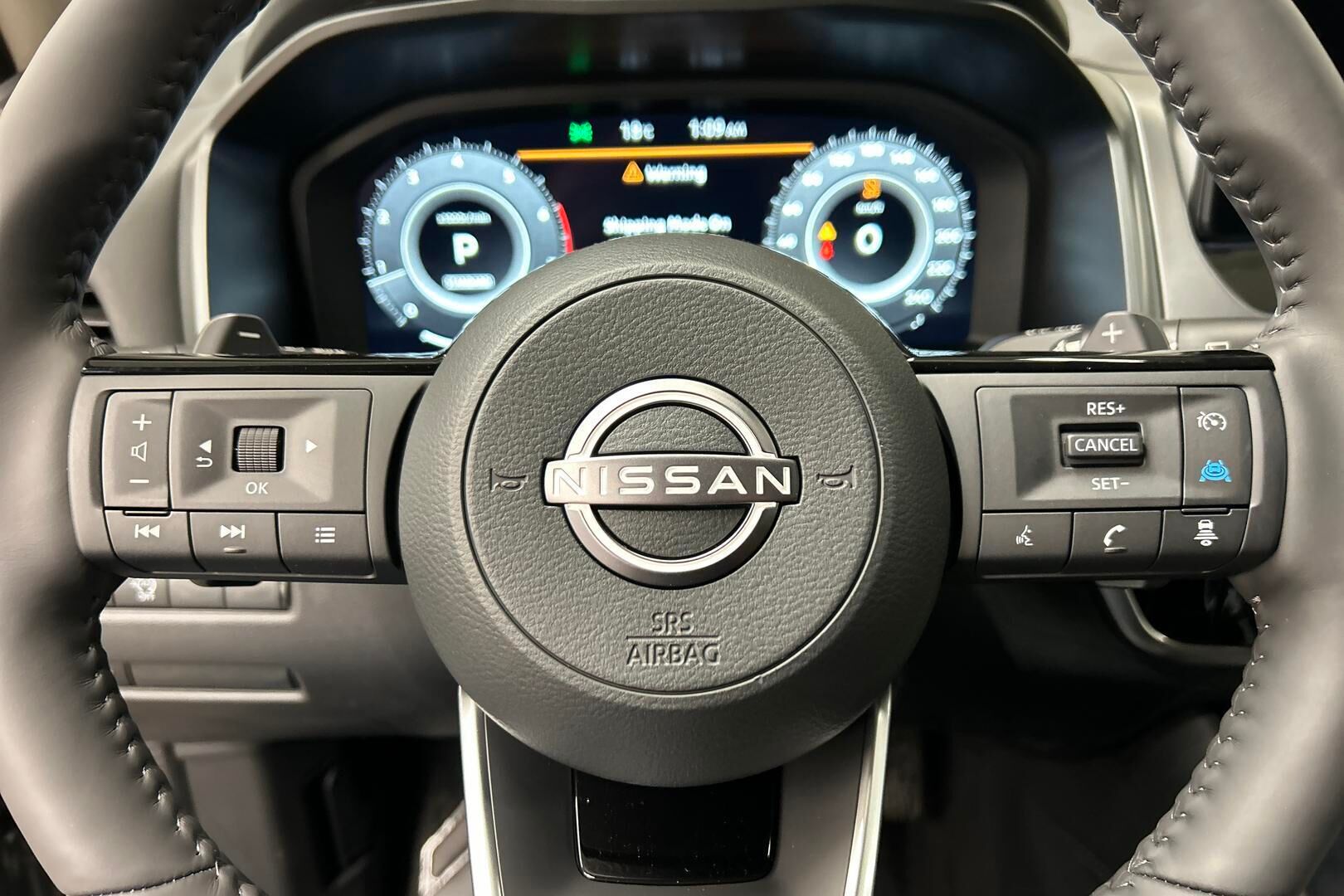 Nissan Qashqai iso kuva 17